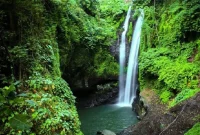 Aling-Aling Waterfall, Spot Liburan Favorit Pecinta Alam