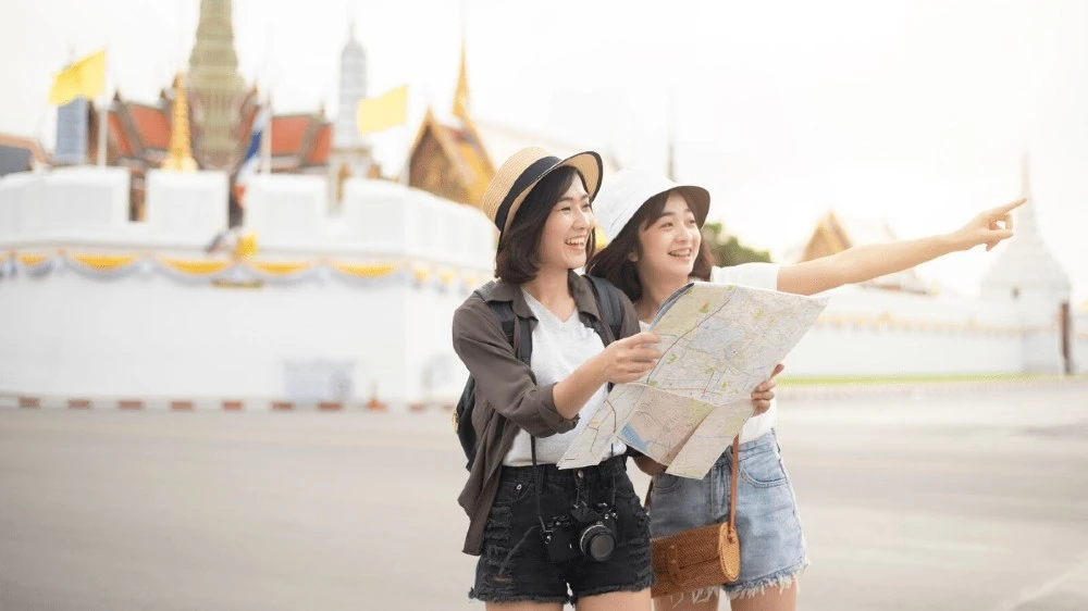 bisnis tour and travel