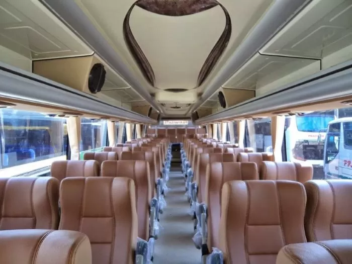 bus pariwisata luxury 17 - Peluang Menggiurkan Bisnis Sewa Bus Pariwisata
