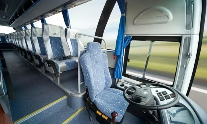 cerahnya prospek bisnis jasa sewa bus pariwisata 720x432 1 - Peluang Menggiurkan Bisnis Sewa Bus Pariwisata